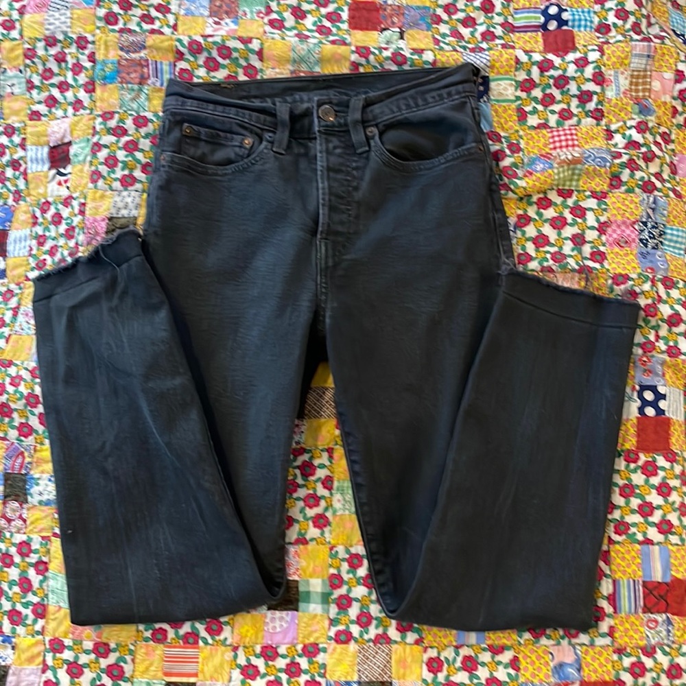 Levi’s high-rise cropped jeans